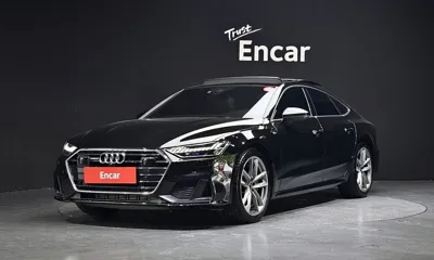Audi A7 · 2021 год
