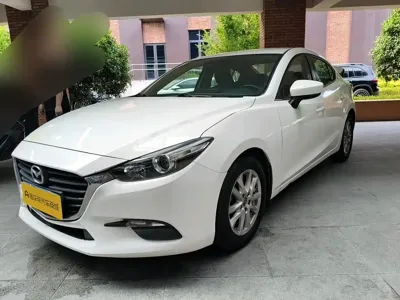 Mazda 3 Axela · 2018 год
