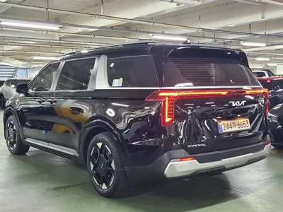 Kia Canival 2025, 8352 км, за 38900000 KRW