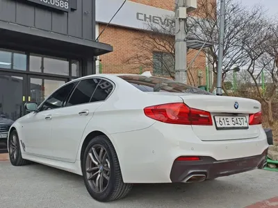 BMW 5-Series 2018, 129568 км, за 20900000 KRW