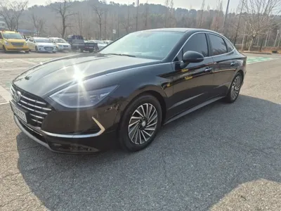 Hyundai Sonata 2022, 79843 км, за 21000000 KRW