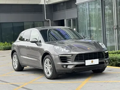 Porsche Macan 2016, 90000 км, за 125000 CNY