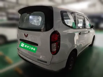 Wuling Hongguang New Energy 2024, 11200 км, за 65165.33 CNY