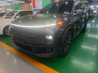 Li Auto Li L8 2023, 58600 км, за 205400 CNY - фото 24