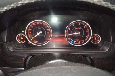 BMW 5 Series 2017, 97600 км, за 104525.58 CNY - фото 10