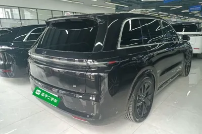 Li Auto L8 2023, 32900 км, за 252313.43 CNY - фото 8