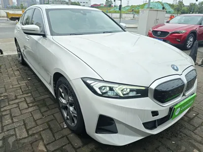 BMW i3 2024, 51000 км, за 150636.2 CNY - фото 3