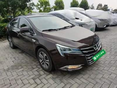 Luxgen Luxgen 5 2016, 59000 км, за 13500 CNY