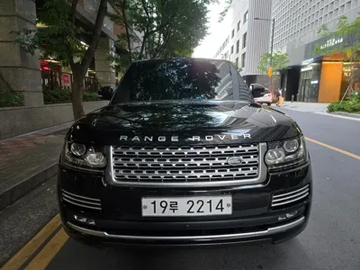 Land Rover Range Rover 2017, 111171 км, за 46660000 KRW