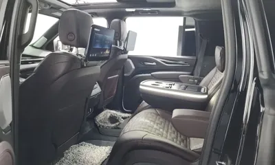 Cadillac Escalade 2023, 88719 км, за 91900000 KRW - фото 20