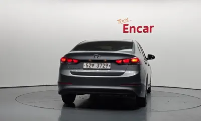 Hyundai Avante 2018, 36522 км, за 9290000 KRW