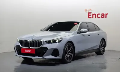 BMW 5-Series · 2025 год