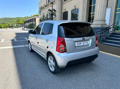 Kia Morning 2009, 128867 км, за 1800000 KRW