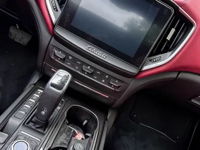 Maserati Ghibli 2020, 53000 км, за 248000 CNY - фото 12