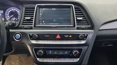 Hyundai Sonata 2018, 104162 км, за 9900000 KRW - фото 13