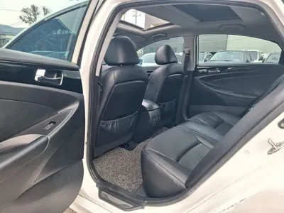 Hyundai Sonata 2010, 160337 км, за 3290000 KRW - фото 9