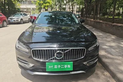 Volvo S90 2017, 88900 км, за 111350.74 CNY - фото 2