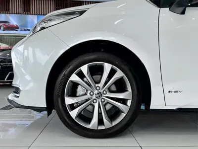 Toyota Sienna 2025, 10000 км, за 280300 CNY - фото 25
