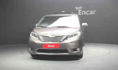 Toyota Sienna 2016, 65404 км, за 19900000 KRW