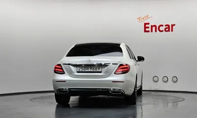 Mercedes-Benz E-Class 2017, 68313 км, за 18900000 KRW - фото 4