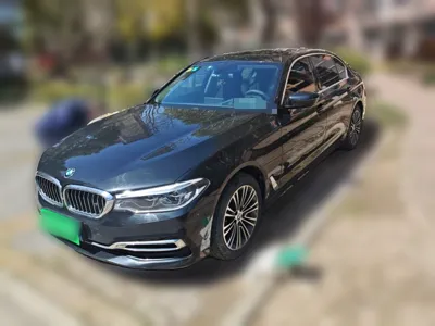 BMW 5 Series 2019, 63000 км, за 210115.43 CNY - фото 1