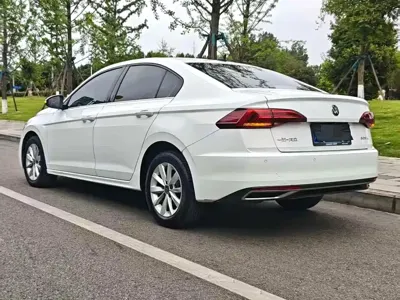 Volkswagen Bora 2022, 50000 км, за 40800 CNY