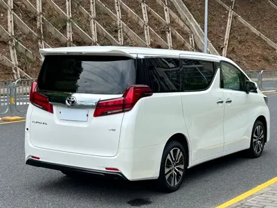 Toyota Alphard 2018, 53000 км, за 528000 CNY - фото 5