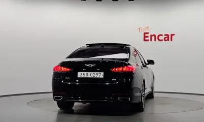 Hyundai Genesis 2016, 110423 км, за 15500000 KRW