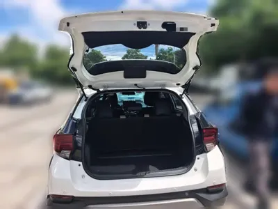 Toyota Yaris L 2021, 21100 км, за 48500 CNY - фото 10