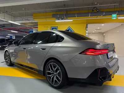 BMW 5-Series 2025, 2900 км, за 75440000 KRW - фото 5