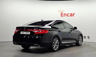Hyundai Grandeur 2017, 126180 км, за 9300000 KRW