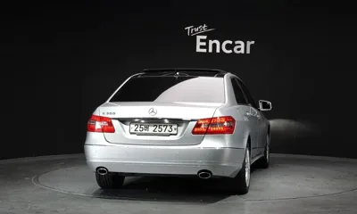 Mercedes-Benz E-Class 2012, 105773 км, за 6500000 KRW