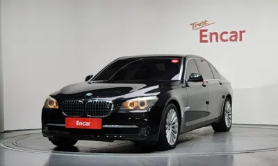 BMW 7-Series · 2010 год