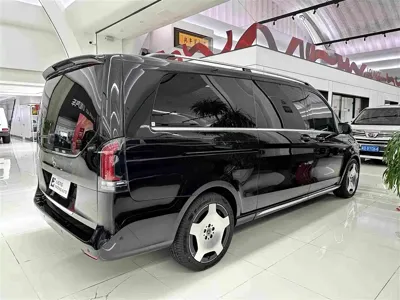 Mercedes-Benz V-Class 2025, 13000 км, за 466000 CNY - фото 6
