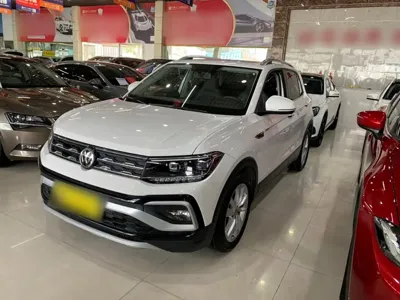 Volkswagen T-Cross · 2020 год
