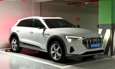 Audi e-tron · 2022 год