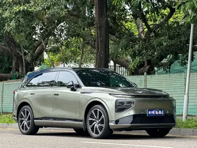 Xpeng G9 2023, 67000 км, за 149800 CNY