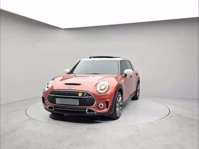 MINI Clubman · 2023 год