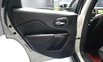 Jeep Cherokee 2019, 85544 км, за 16500000 KRW - фото 25