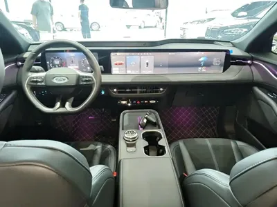 Ford Mondeo 2025, 2300 км, за 126600 CNY - фото 10