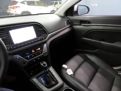Hyundai Avante 2017, 117508 км, за 7800000 KRW - фото 17