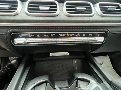 Mercedes-Benz GLE-Class 2026, 2974 км, за 90800000 KRW - фото 12