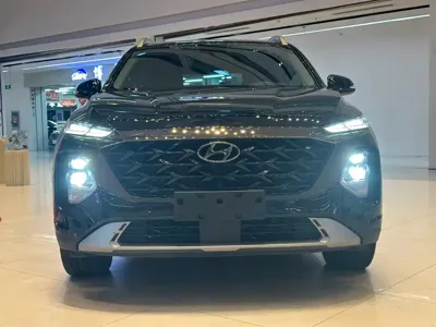 Hyundai Santa Fe 2023, 46000 км, за 112800 CNY