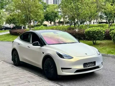 Tesla Model Y 2023, 80000 км, за 159800 CNY - фото 3