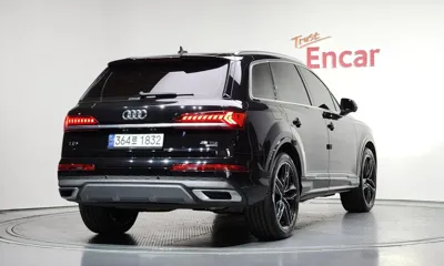 Audi Q7 2023, 66056 км, за 59000000 KRW - фото 2