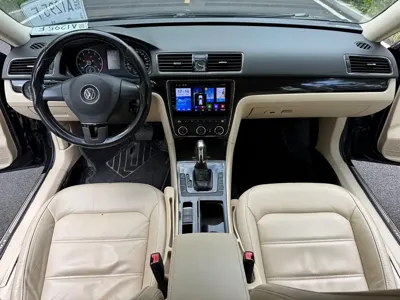 Volkswagen Passat 2013, 148000 км, за 18800 CNY - фото 15