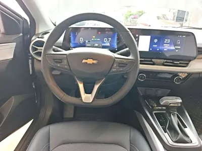 Chevrolet Monza 2024, 33600 км, за 53500 CNY - фото 11