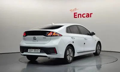 Hyundai Ioniq 2020, 136055 км, за 15990000 KRW
