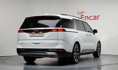 Kia Canival 2023, 19057 км, за 33900000 KRW
