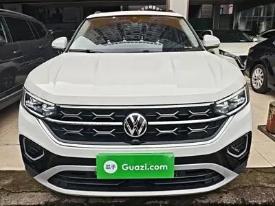 Volkswagen Tayron 2023, 42500 км, за 107899 CNY